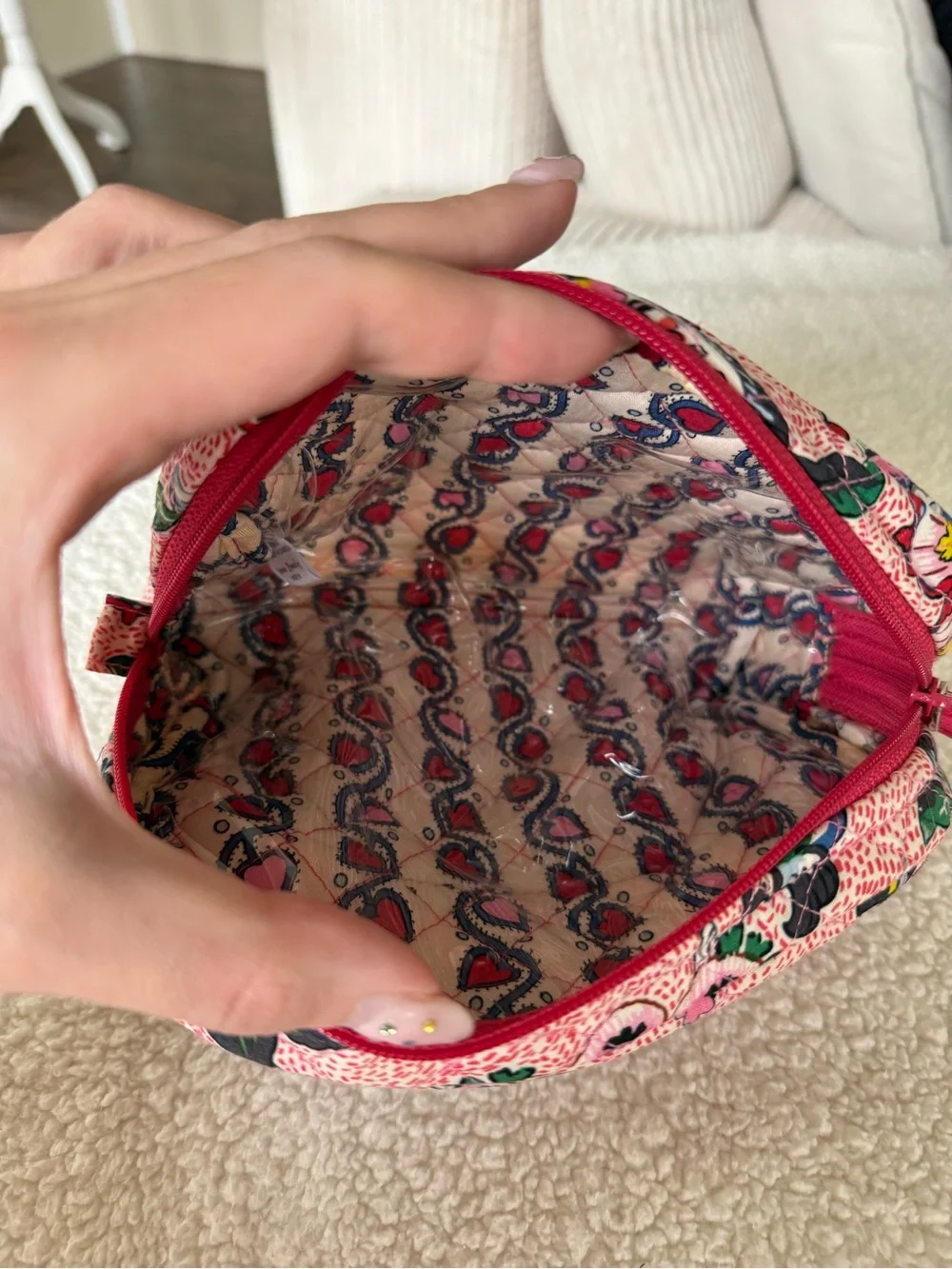Vera Bradley Pink Floral Quilted Cosmetic Pouch Stitched flowers waterproof